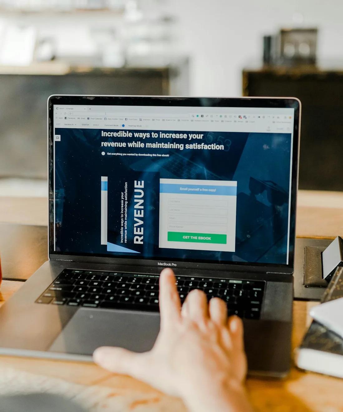 Financial markets terminal with real-time data